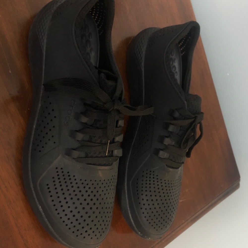 CROCS Men's Black Perforated Sneakers